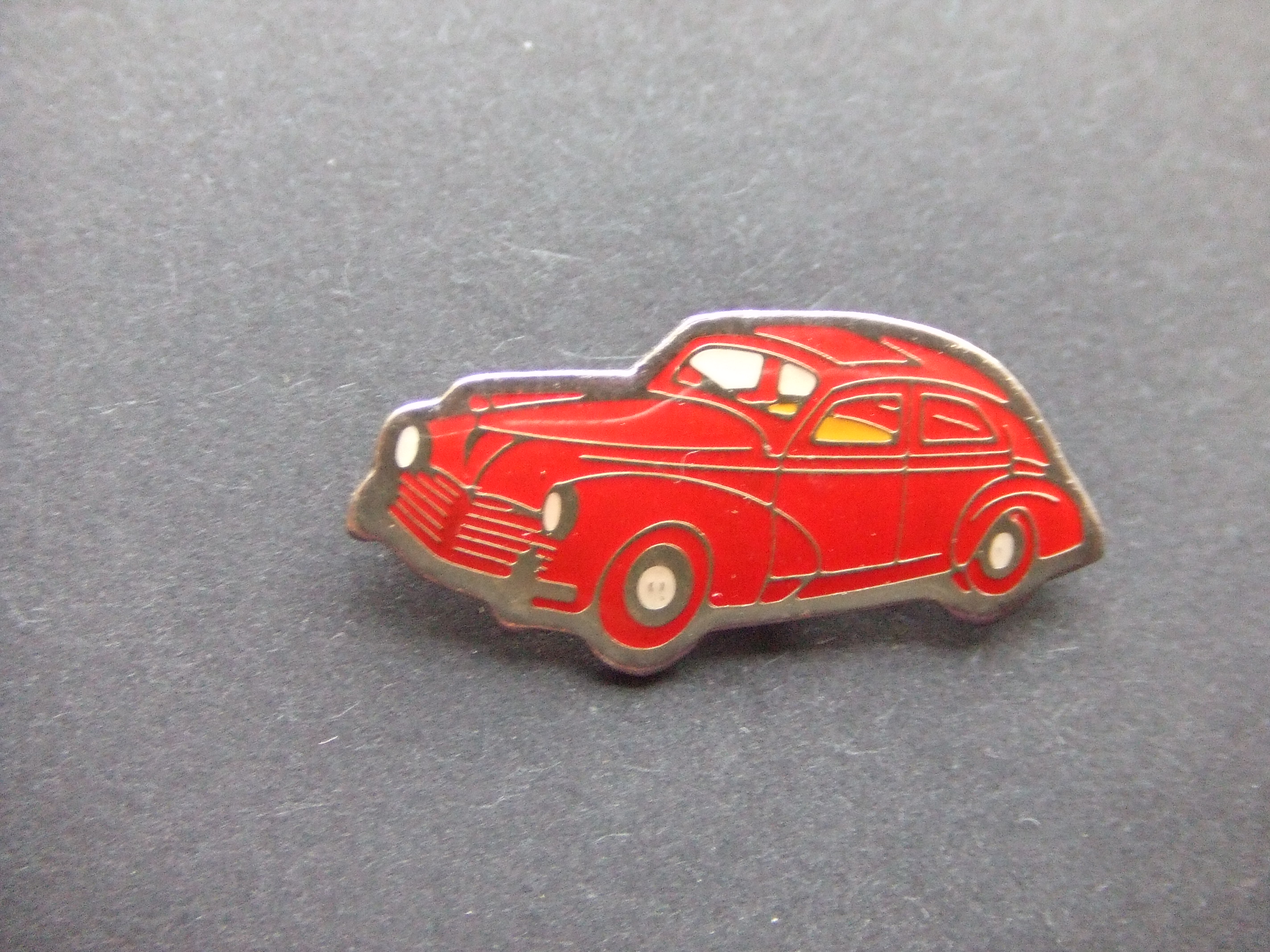 Opel Olympia Sun-Roof oldtimer auto 1947-1949 rood